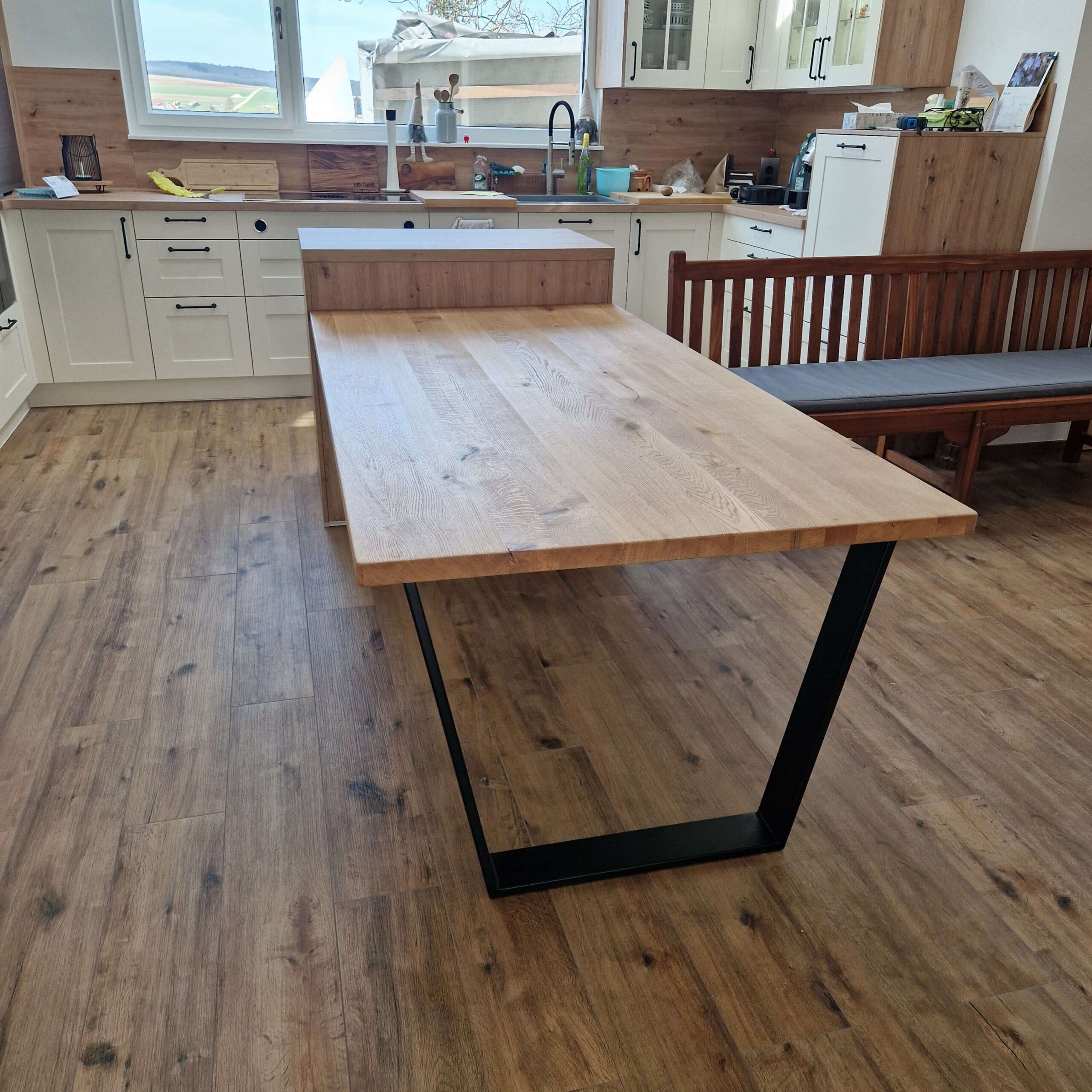 Masivni hrastov stol 200 × 100 cm – rustikalna elegancija + produžeci Sada -5%: 1100 EUR + dodatni produžeci - Image 3