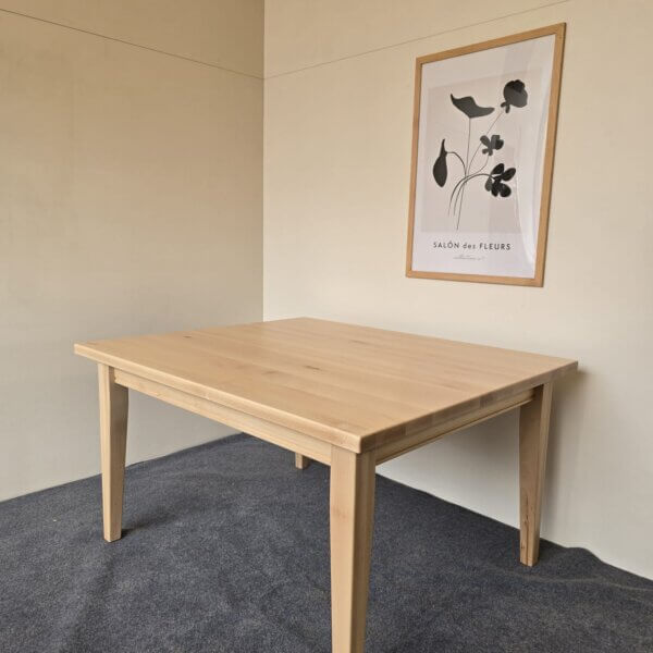 Bukov stol 110 × 110 cm – AKCIJA −34 %